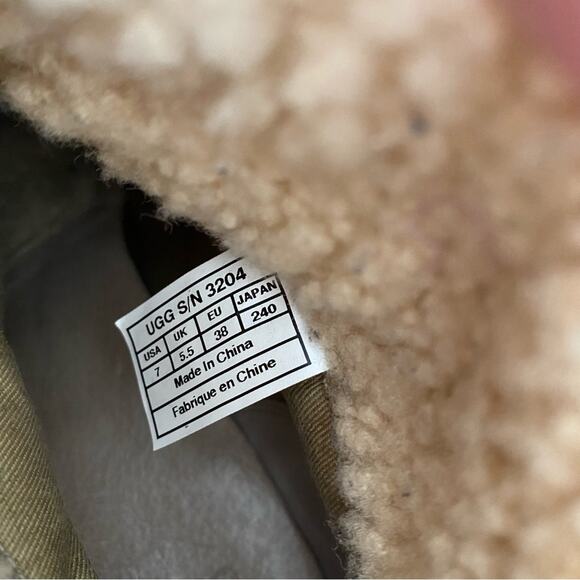 UGG Lynnea Chestnut Brown Suede Leather Shearling Wooden Heel Ankle Boots size 7 - Picture 10 of 11